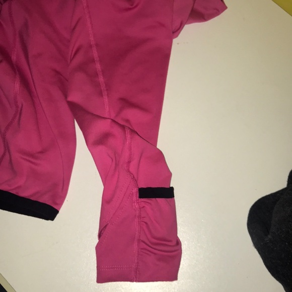 Pink workout sweater! - Picture 3 of 6